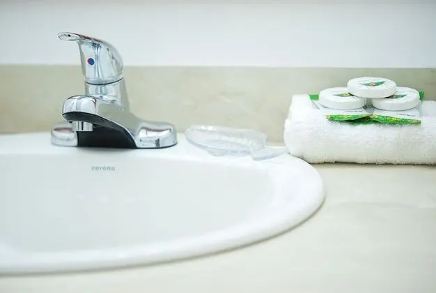 Tek Büyük Yataklı Oda, 2 Tek Kişilik Yatak