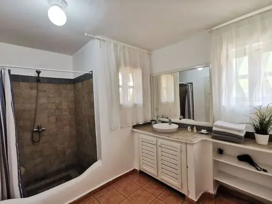 Senior Villa, 2 Yatak Odası, Bahçe Manzaralı, Bahçeli
