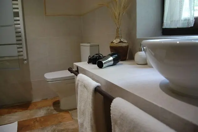 Deluxe Tek Büyük Yataklı Oda, Bahçe Manzaralı (Jara)