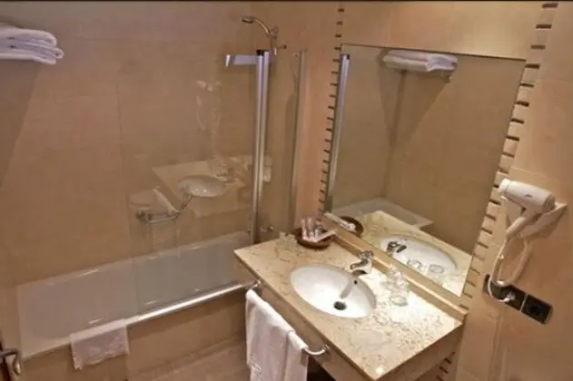 Büyük Yataklı Tek Kişilik Oda, Teras