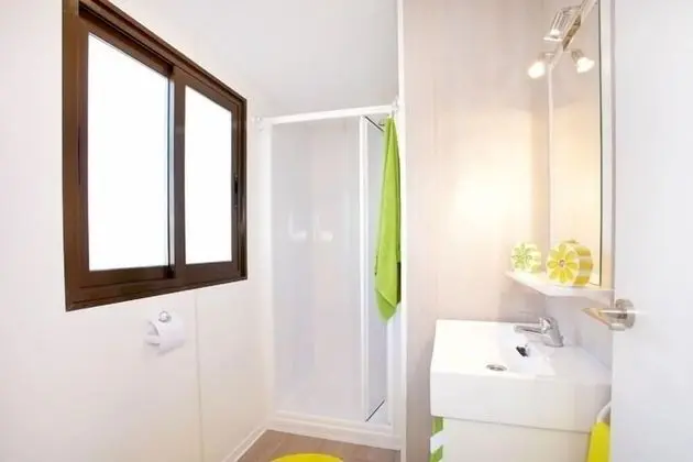 Family Karavan (3 Calle Mayor)