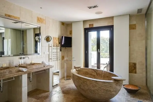 Villa, 6 Yatak Odası, Kişiye Özel Havuzlu