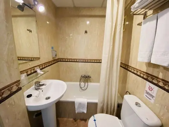 İki Ayrı Yataklı Oda, Deniz Manzaralı, Kule