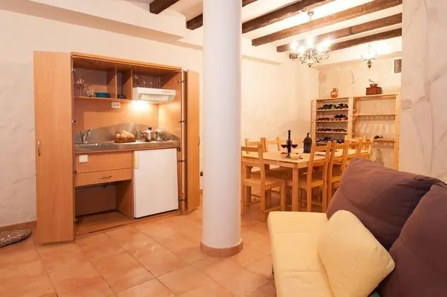 Deluxe Oda (3 Bedrooms)