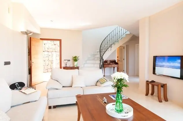 Deluxe Oda (3 Bedrooms)