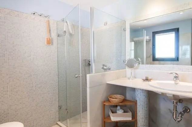 Deluxe Oda (3 Bedrooms)