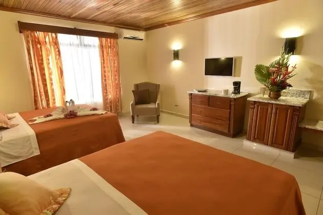 Standard Oda, Engellilere Uygun, Dağ Manzaralı