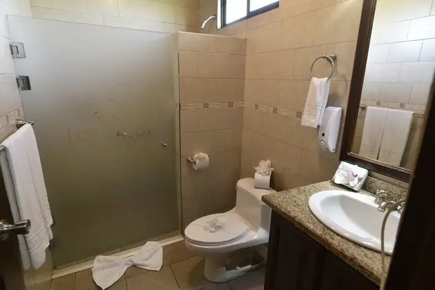 Standard Oda, Engellilere Uygun, Dağ Manzaralı