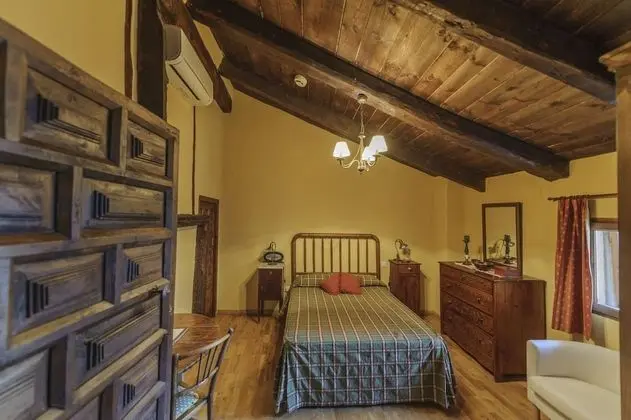 Tek Büyük veya İki Ayrı Yataklı Oda