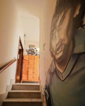 Shared dorm, mixed dorm (18-28)