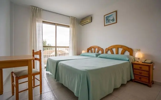 Standard Tek Büyük veya İki Ayrı Yataklı Oda, 1 Yatak Odası, Balkon, Şehir Manzaralı