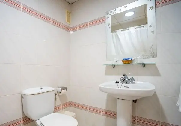Standard Tek Büyük veya İki Ayrı Yataklı Oda, 1 Yatak Odası, Balkon, Şehir Manzaralı