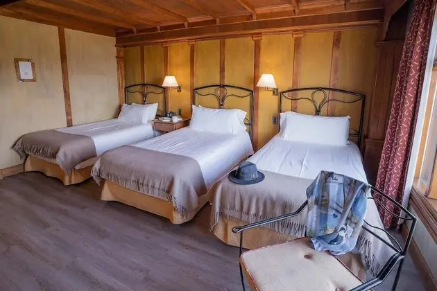 Superior Üç Kişilik Oda, 3 Tek Kişilik Yatak