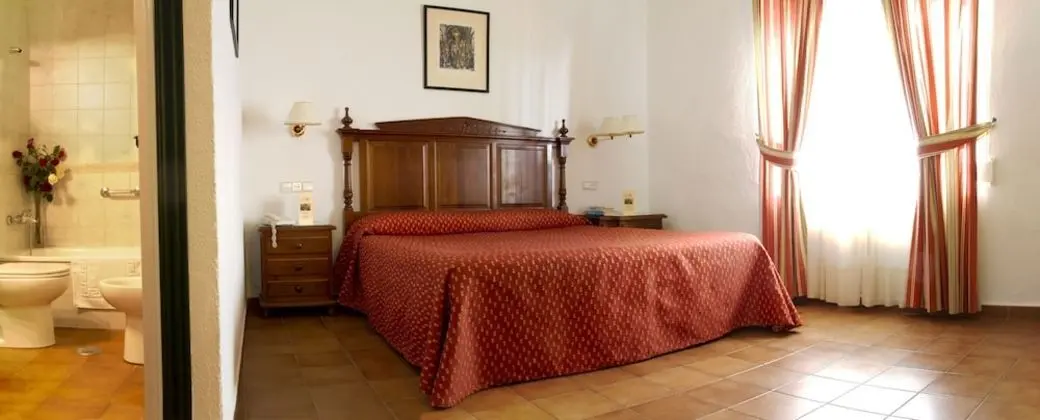 Tek Büyük Yataklı Oda