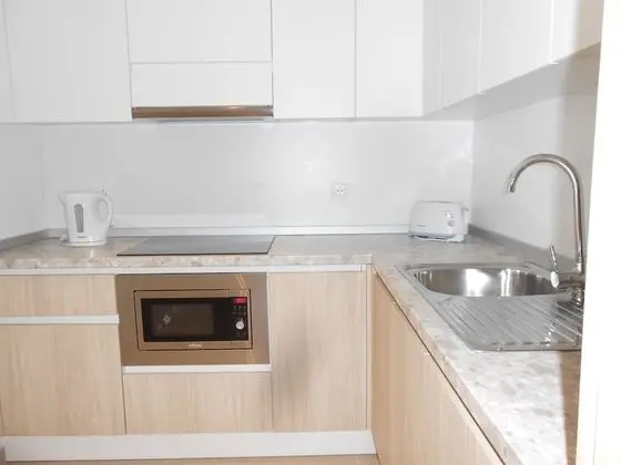 Superior Apart Daire, 2 Yatak Odası, Kişiye Özel Havuzlu, Kısmi Deniz Manzaralı