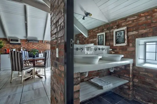Çatı Katı Süiti (Penthouse), 1 Çift Kişilik Yatak