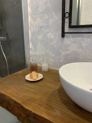 Business Tek Büyük Yataklı Oda