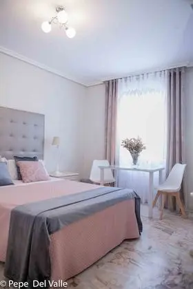 Deluxe Tek Büyük Yataklı Oda, Özel Banyo