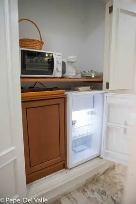 Tek Büyük Yataklı Oda, Ortak Banyo