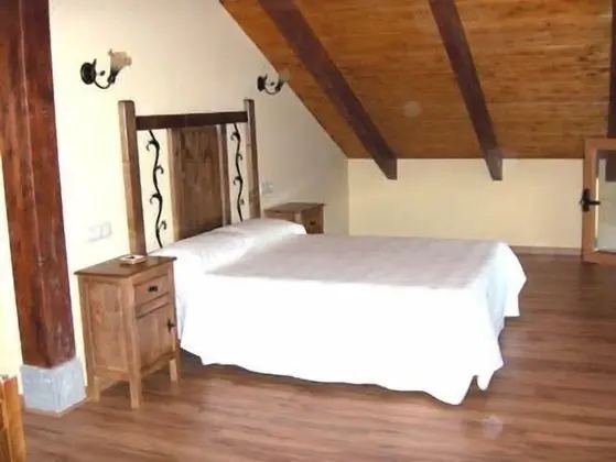 Tek Büyük veya İki Ayrı Yataklı Oda