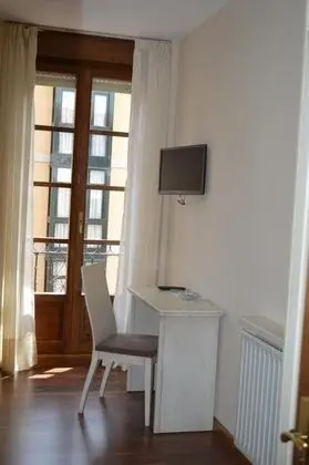 Tek Büyük Yataklı Oda, 1 Çift Kişilik Yatak, Sigara İçilmez