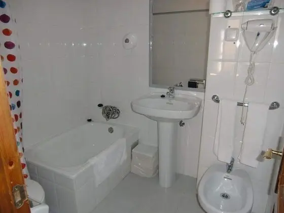 Tek Büyük Yataklı Oda, 1 Çift Kişilik Yatak, Sigara İçilmez