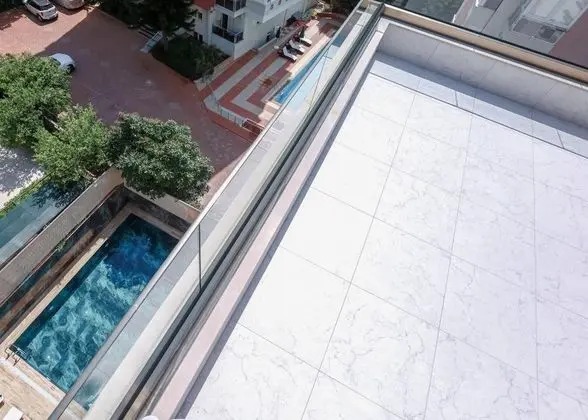 Penthouse, Kara ve Havuz Manzaralı, Aileye Özel