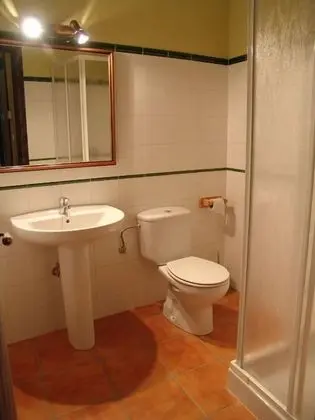 Basic Tek Büyük veya İki Ayrı Yataklı Oda