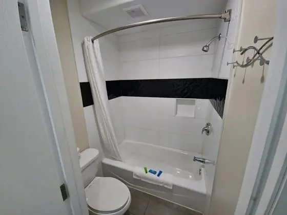 Standard Oda, 1 En Büyük (King) Boy Yatak