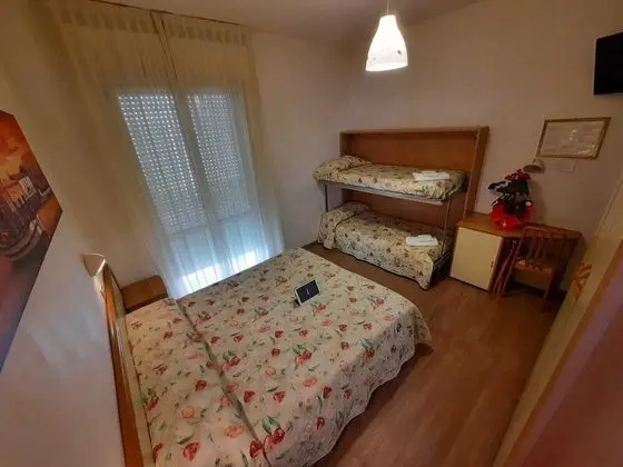 Standard Dört Kişilik Oda