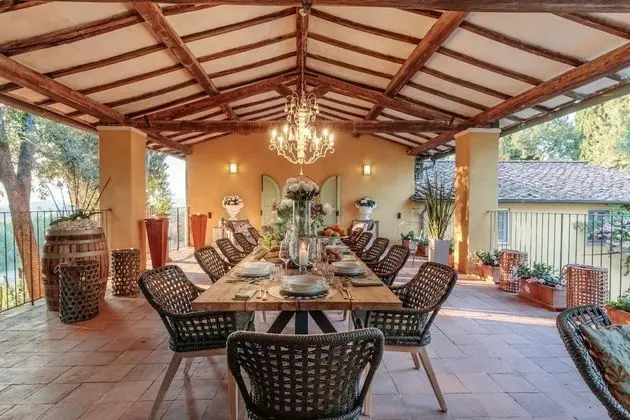 Villa
