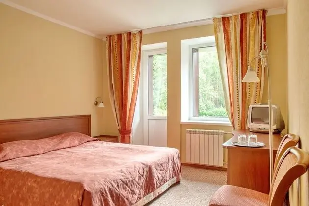Comfort Tek Büyük veya İki Ayrı Yataklı Oda