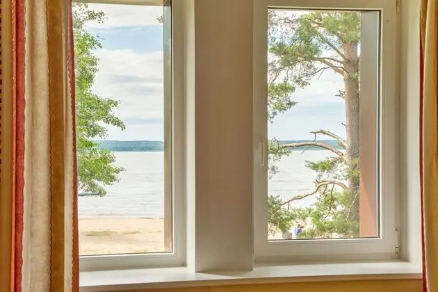 Comfort Tek Büyük veya İki Ayrı Yataklı Oda