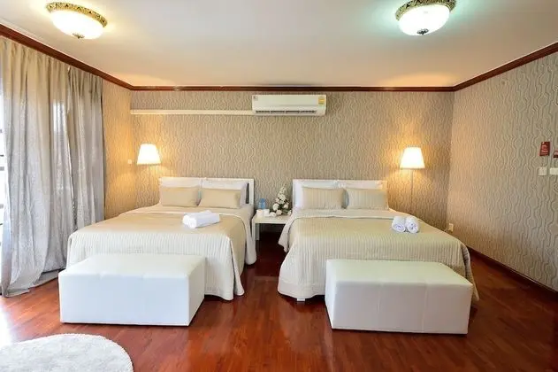 Deluxe Family with Private Bathroom