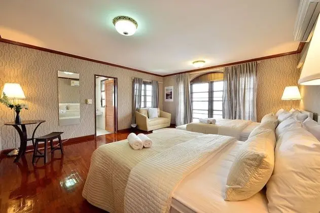 Deluxe Family with Private Bathroom