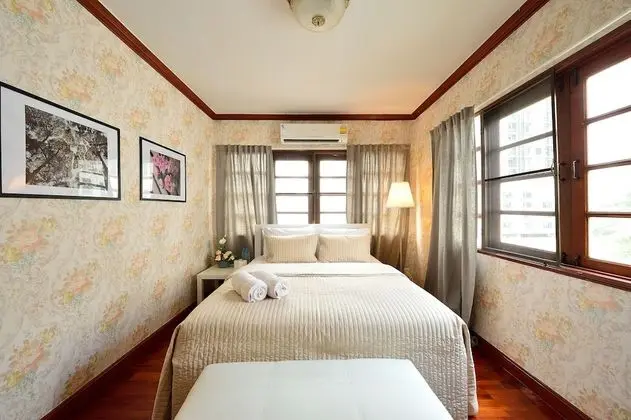 Superior Double with Shared Bathroom