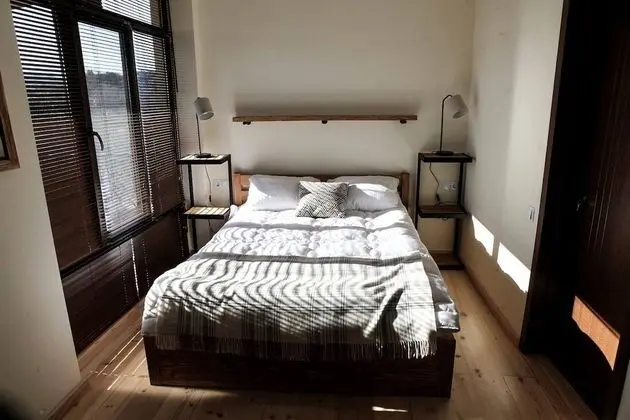 Tek Büyük Yataklı Oda, Balkon