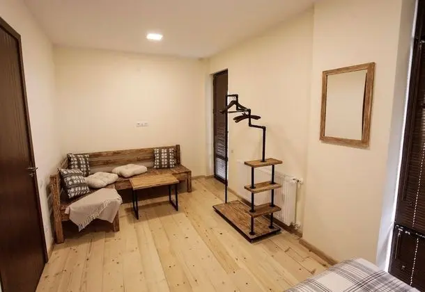 Tek Büyük Yataklı Oda, Balkon