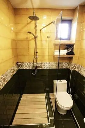 Tek Büyük Yataklı Oda, Balkon