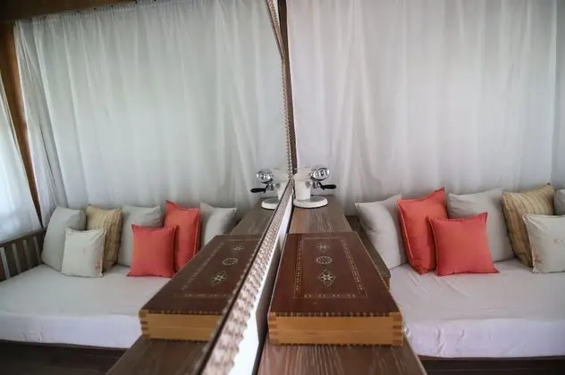 Honeymoon Süit, 1 En Büyük (King) Boy Yatak, Veranda, Plaj Manzaralı