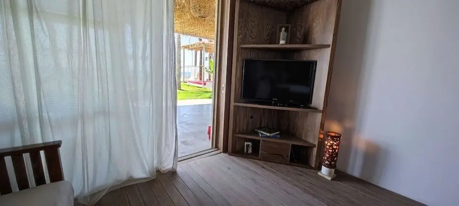 Honeymoon Süit, 1 En Büyük (King) Boy Yatak, Veranda, Plaj Manzaralı