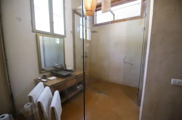 Honeymoon Süit, 1 En Büyük (King) Boy Yatak, Veranda, Plaj Manzaralı