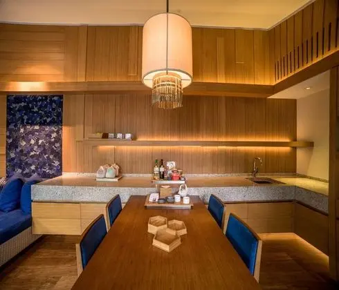 Villa, 2 Yatak Odası, Havuz Kenarı