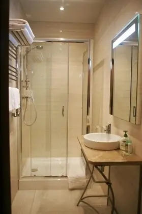 Standard Tek Kişilik Oda