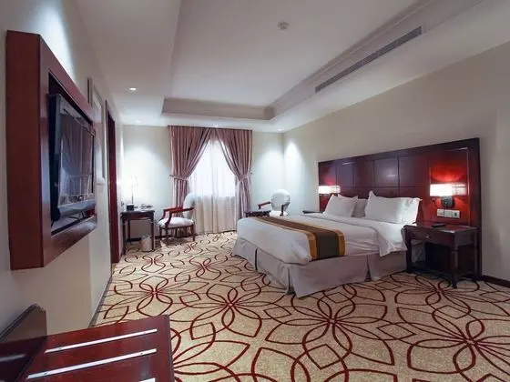 Deluxe Tek Büyük Yataklı Oda