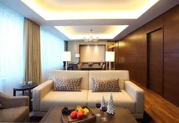Premier Suite Double, Airport View
