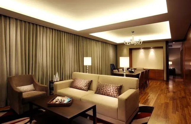 Premier Suite Double, Airport View