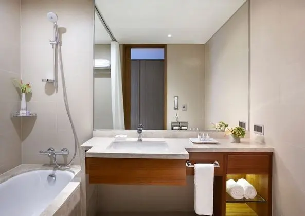 [6PM Check In] Random Room Type