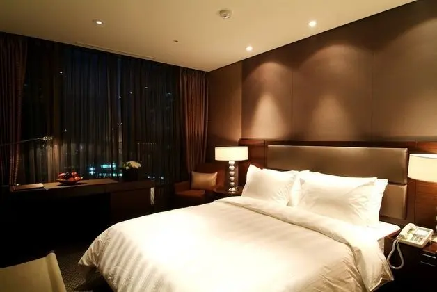 [Pool Access for 2] Standard Double Room