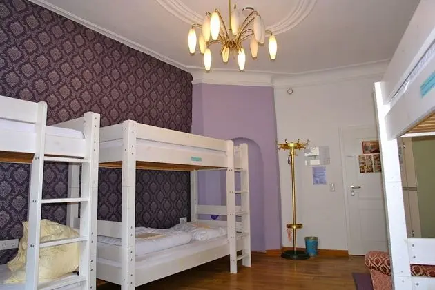 Ortak Ranzalı Oda, 6 Yatak Odası